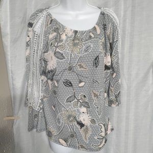 Amana - NWT Beautiful Women's Blouse